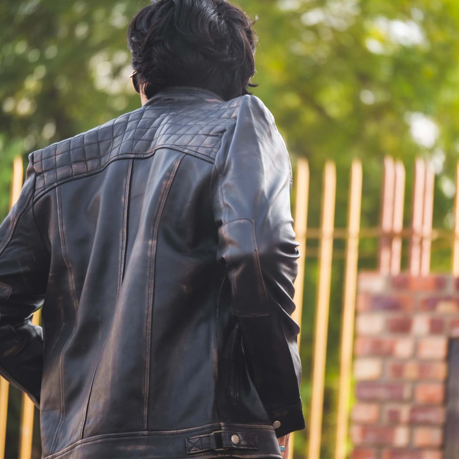 Mens Diamond Style Cafe Racer Distressed Leather Jacket