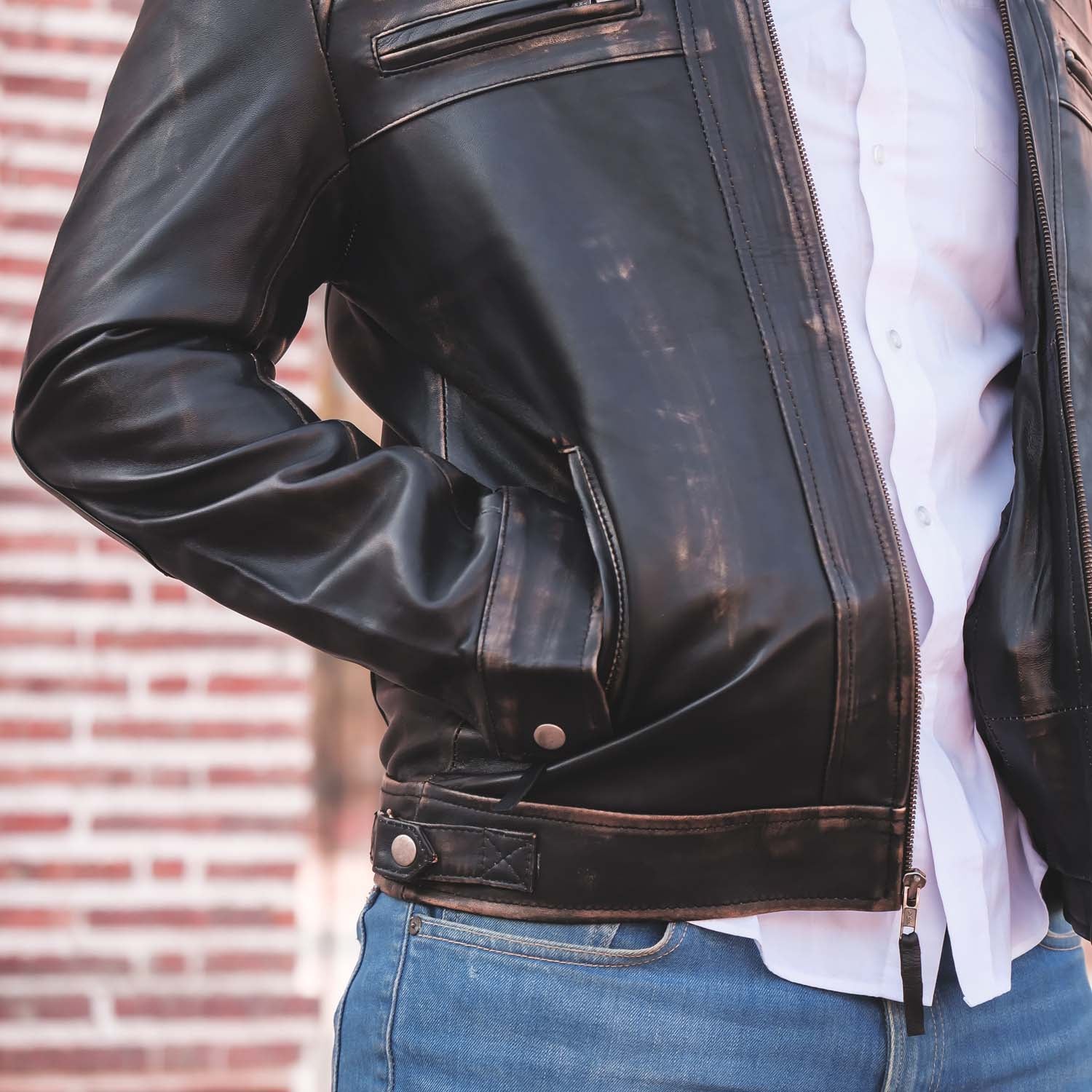 Mens Diamond Style Cafe Racer Distressed Leather Jacket