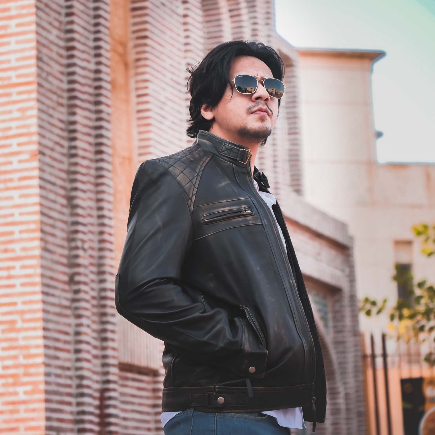 Mens Diamond Style Cafe Racer Distressed Leather Jacket