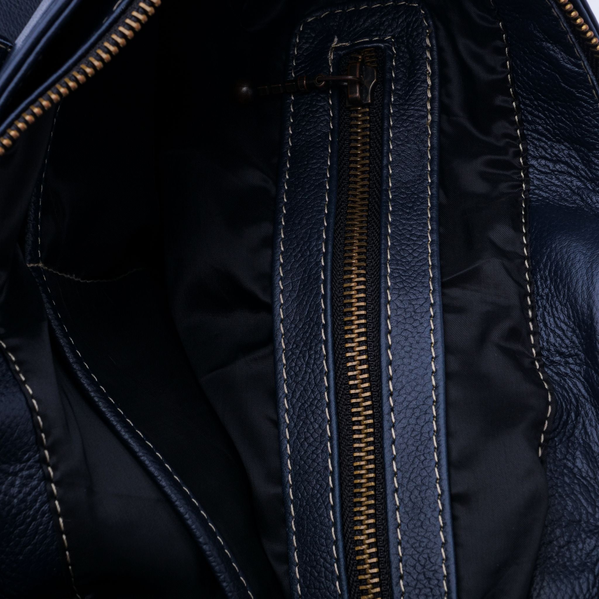 Everyday Womens Midnight Blue Leather Zipper Tote Bag