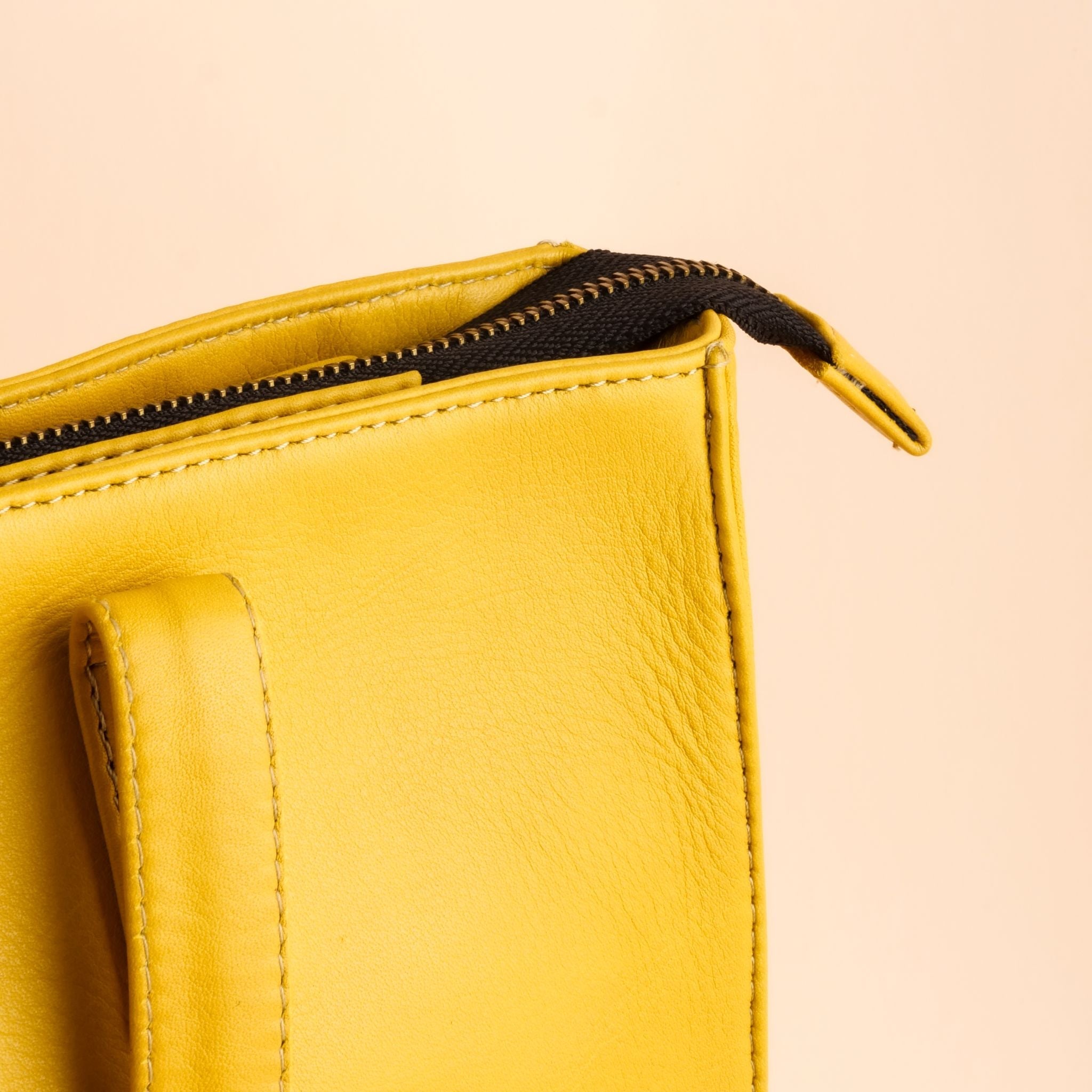 Everyday Womens Mustard Yellow Leather Zipper Tote Bag