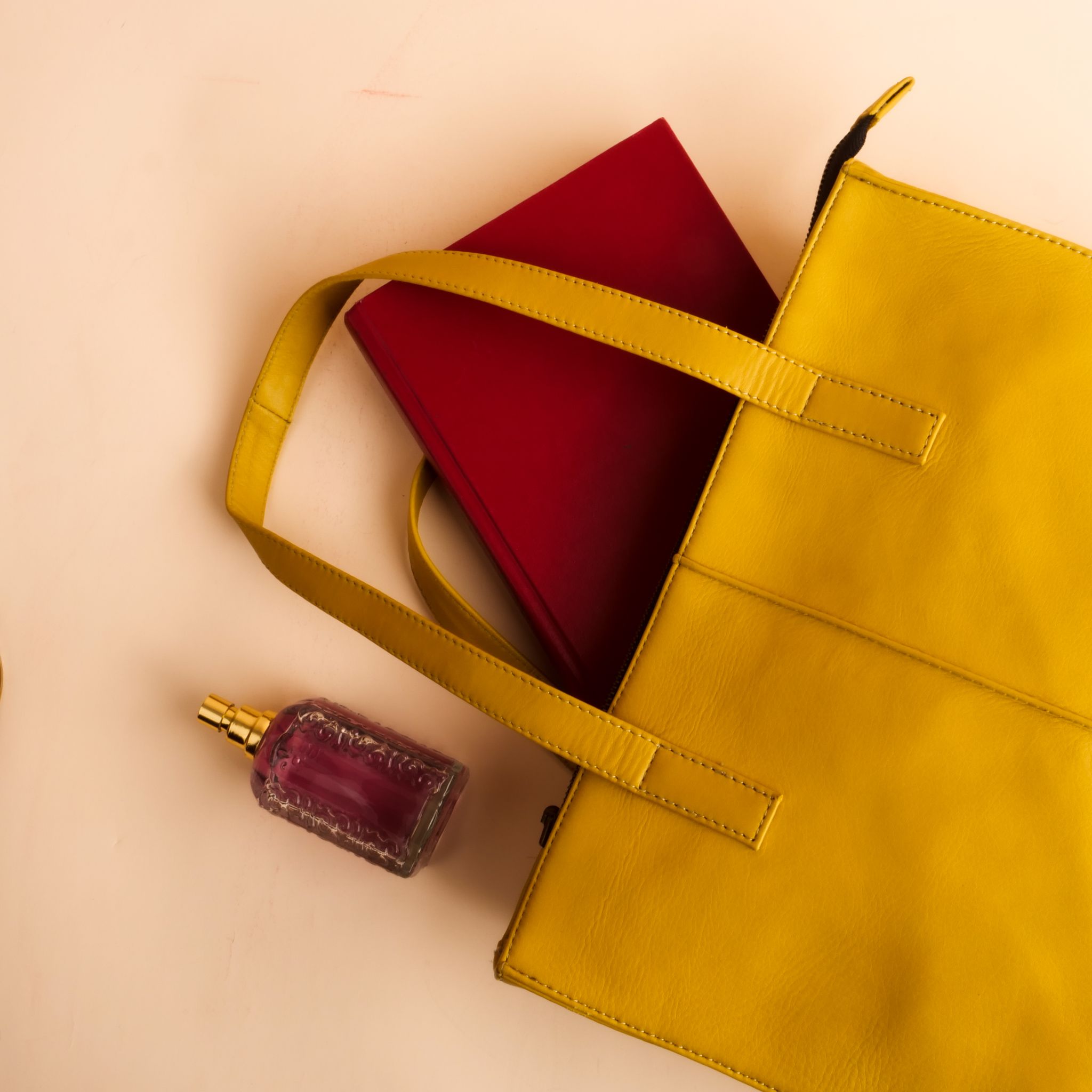 Everyday Womens Mustard Yellow Leather Zipper Tote Bag