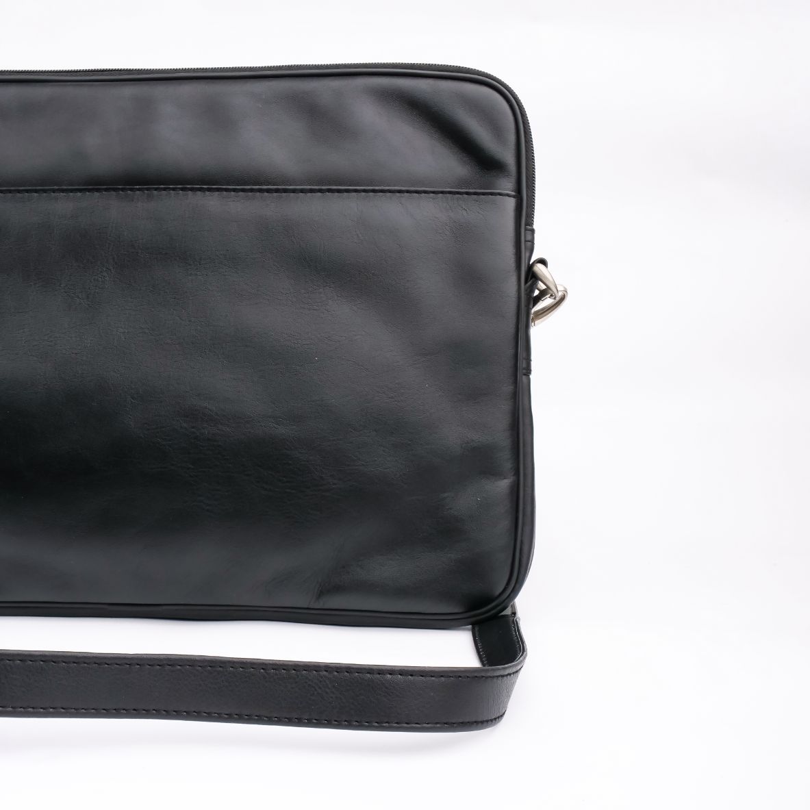 The Folio Sleek Slim Black Leather Laptop Bag