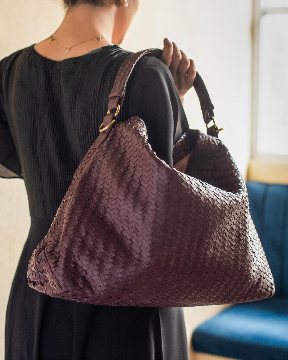 Handmade Woven Leather Bag in Burgundy – Unique Style

